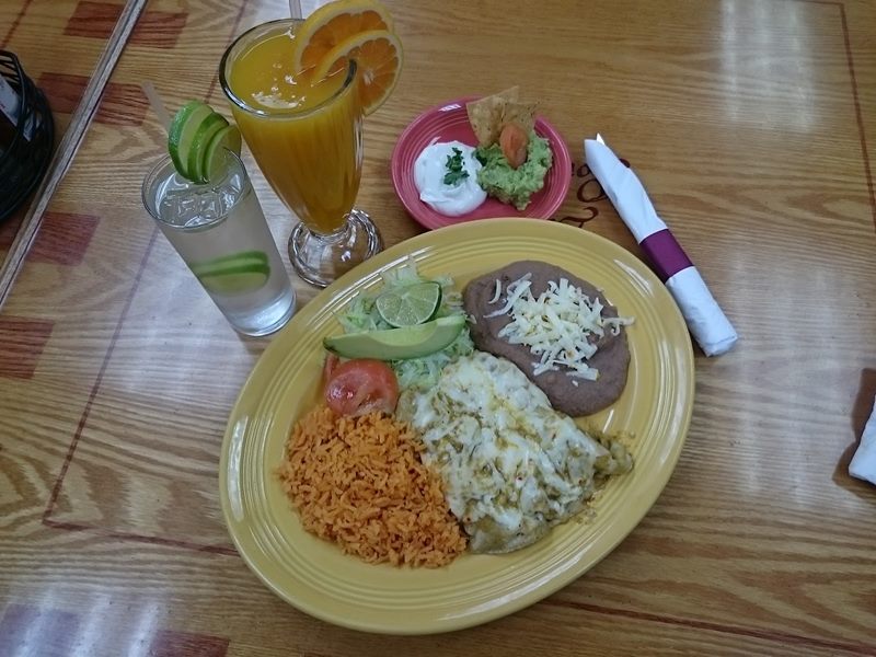 Mi Linda Hacienda food
